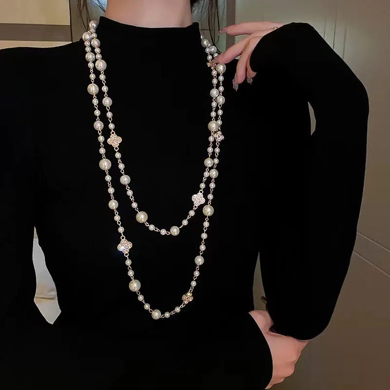 ロングパールセーターチェーン、五弁の花をあしらったファッショ - String Of Pearls Plant のレビューと価格